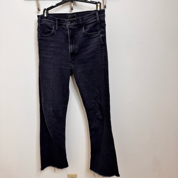 MOTHER Denim - MOTHER Dark Black Denim hustler ankle fray